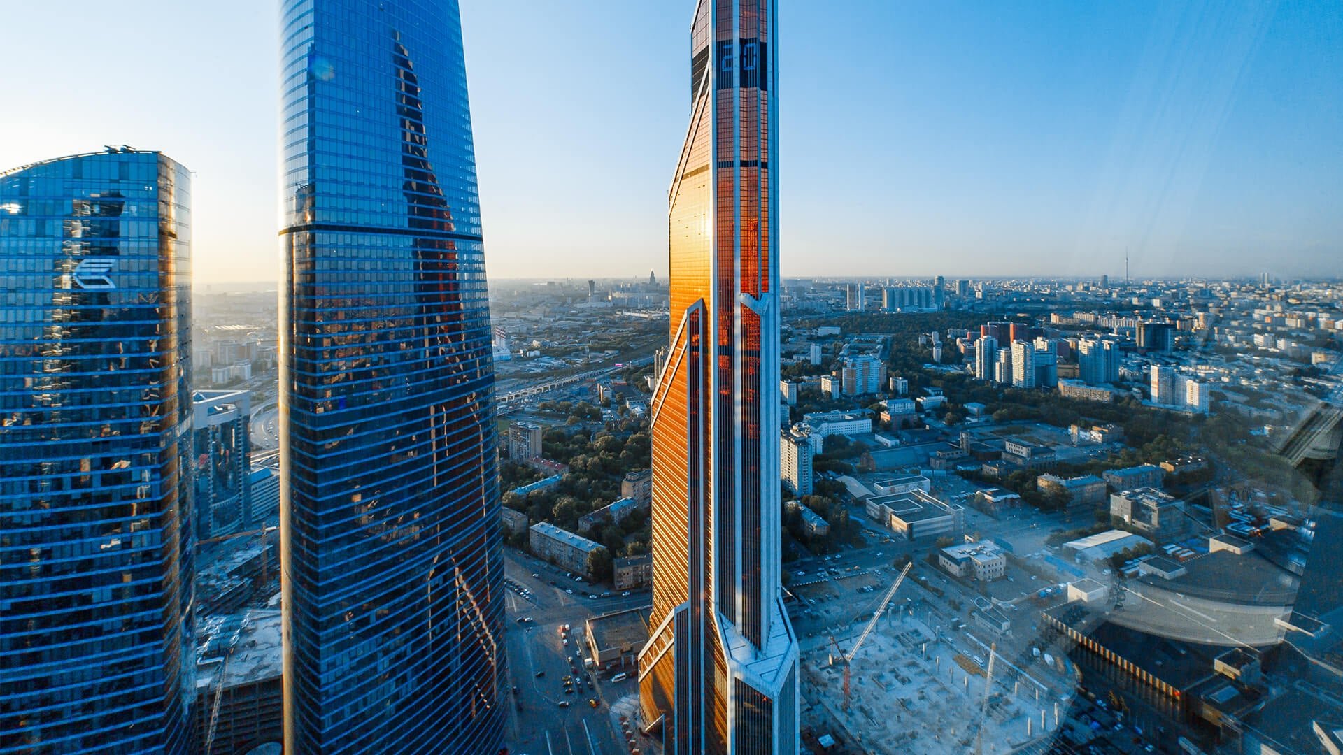 Высокие здания в москве