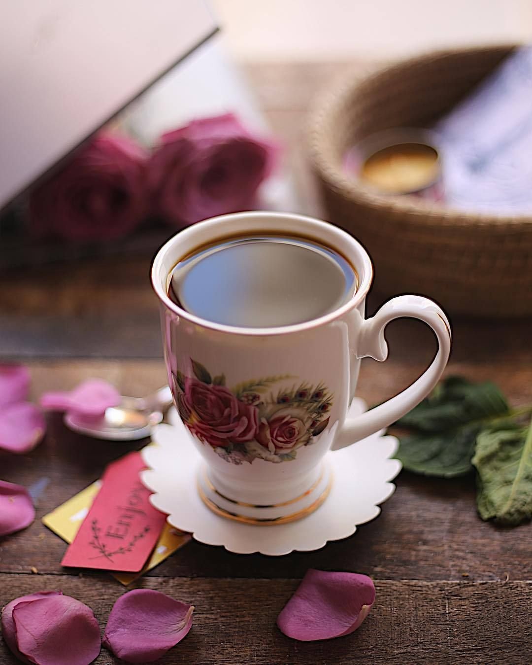 Весенняя чашка чая. Красивые чашки. Красивые кружки для чая. Чашка чая. "На чашечку кофе…?!".