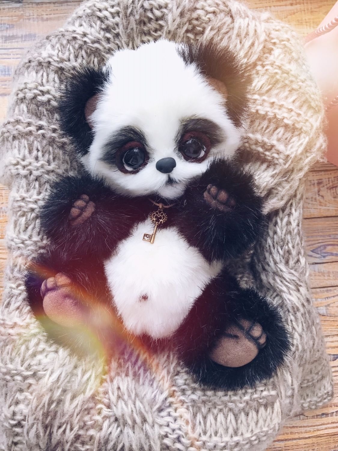 Панда маленькая милая