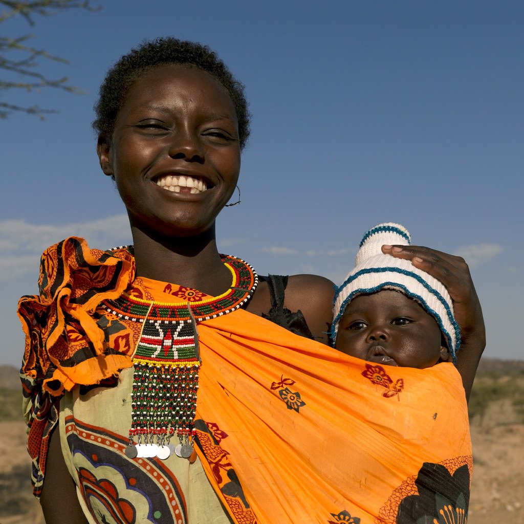 Этнический негр. Племя Самбуру Африка Кения дети. Кения дети Самбуру. Африканские женщины. Африканка с ребенком.