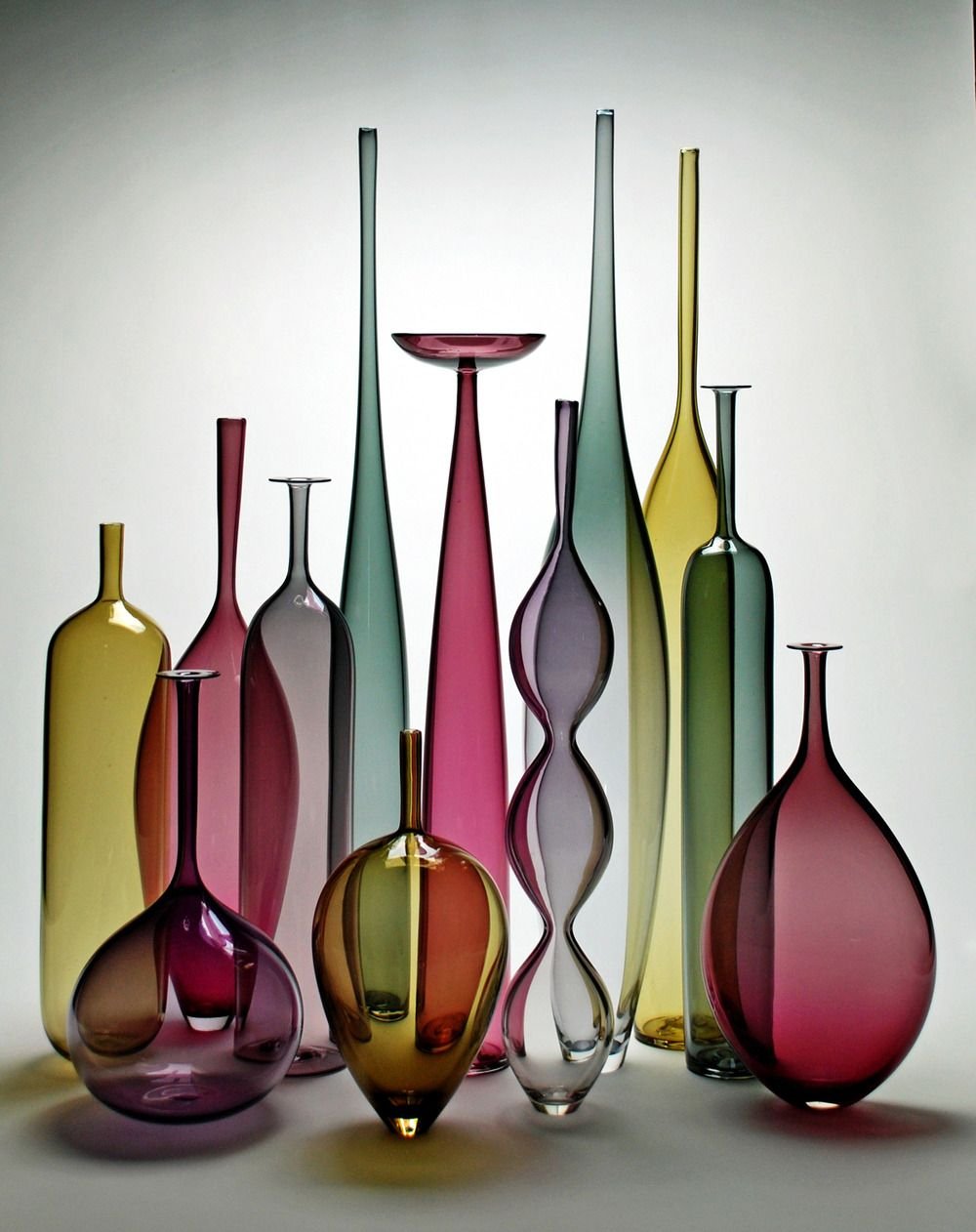 стеклянные вазы в интерьере