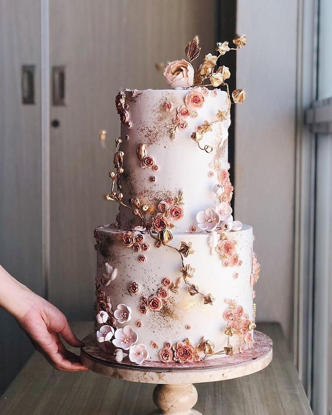 Свадебный торт стильный