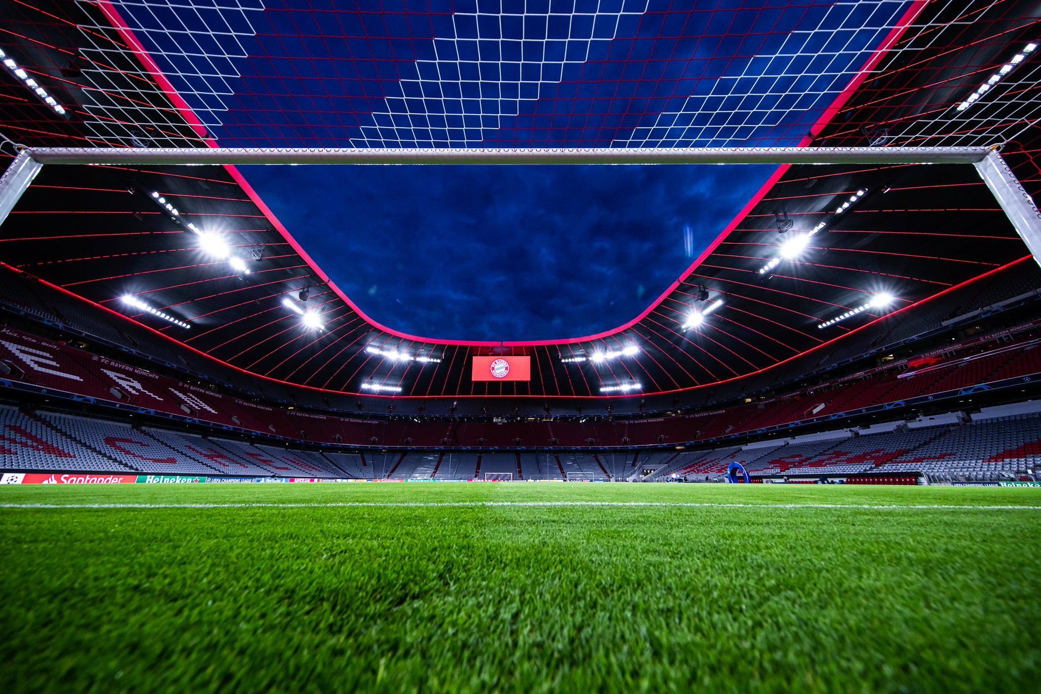 Стадион Аллианц Арена. Allianz Arena Stadium внутри. Альянц Арена вид с поля. Альянц Арена внутри.