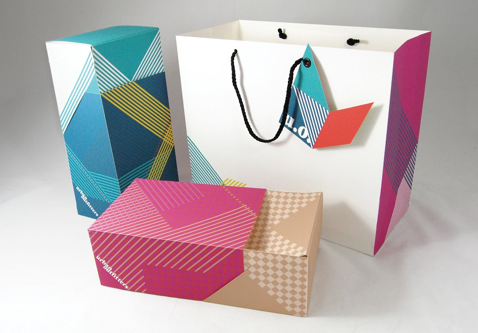 Fizzi box. Дизайнерские коробки. Упаковка в современном стиле. Подарочная упаковка дизайнерская. Дизайнерская упаковка коробка.