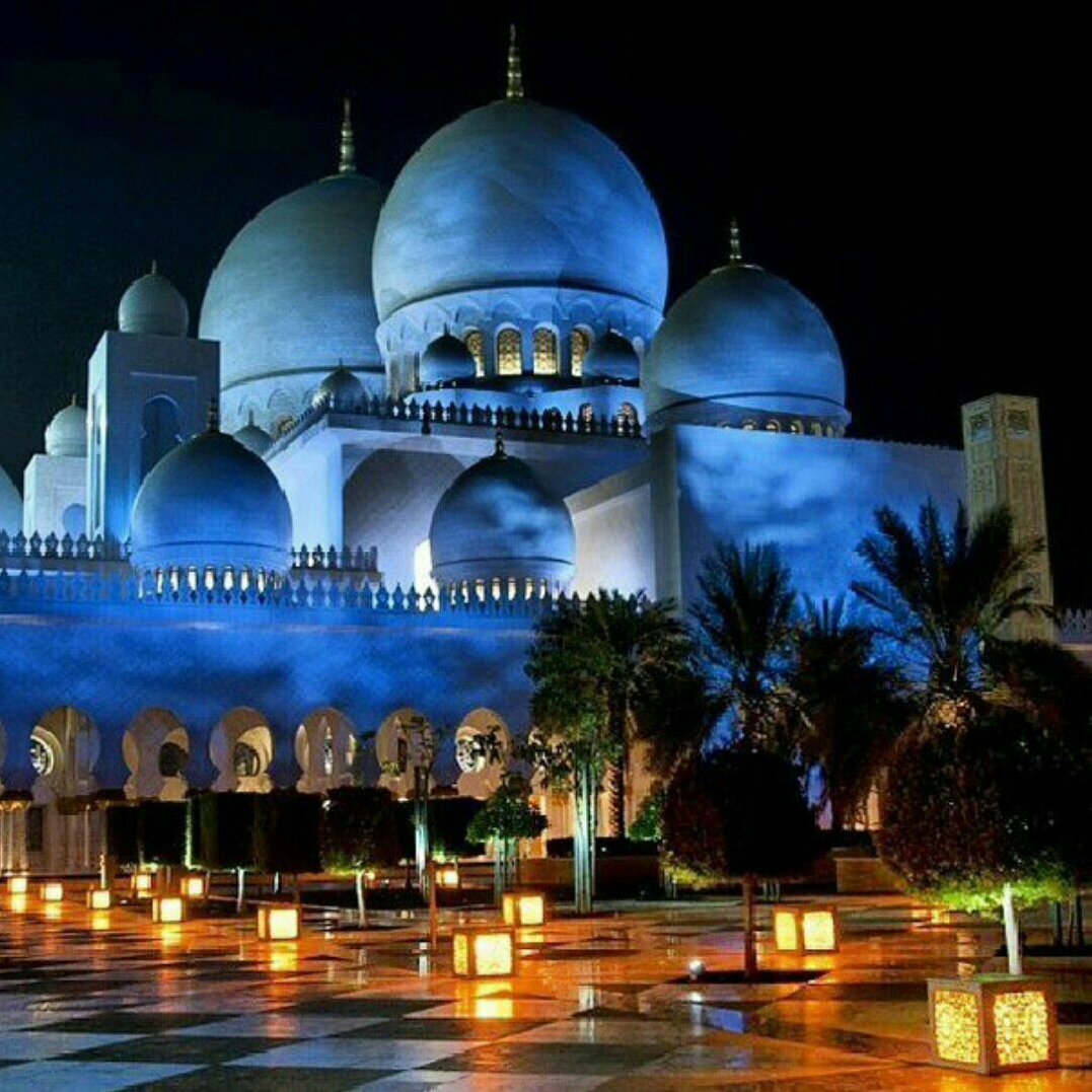 Мечеть Абу Даби лунном свете