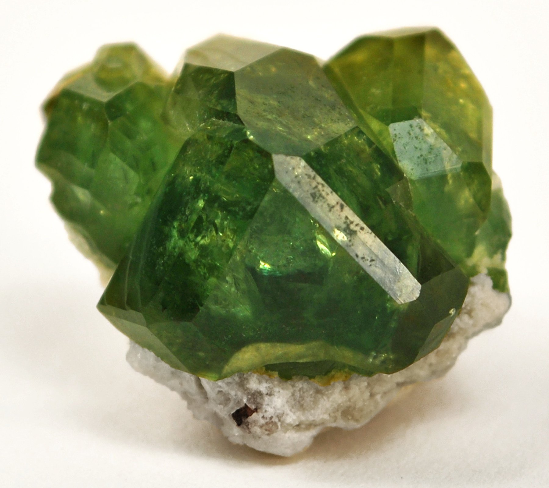 Самый зеленый камень
