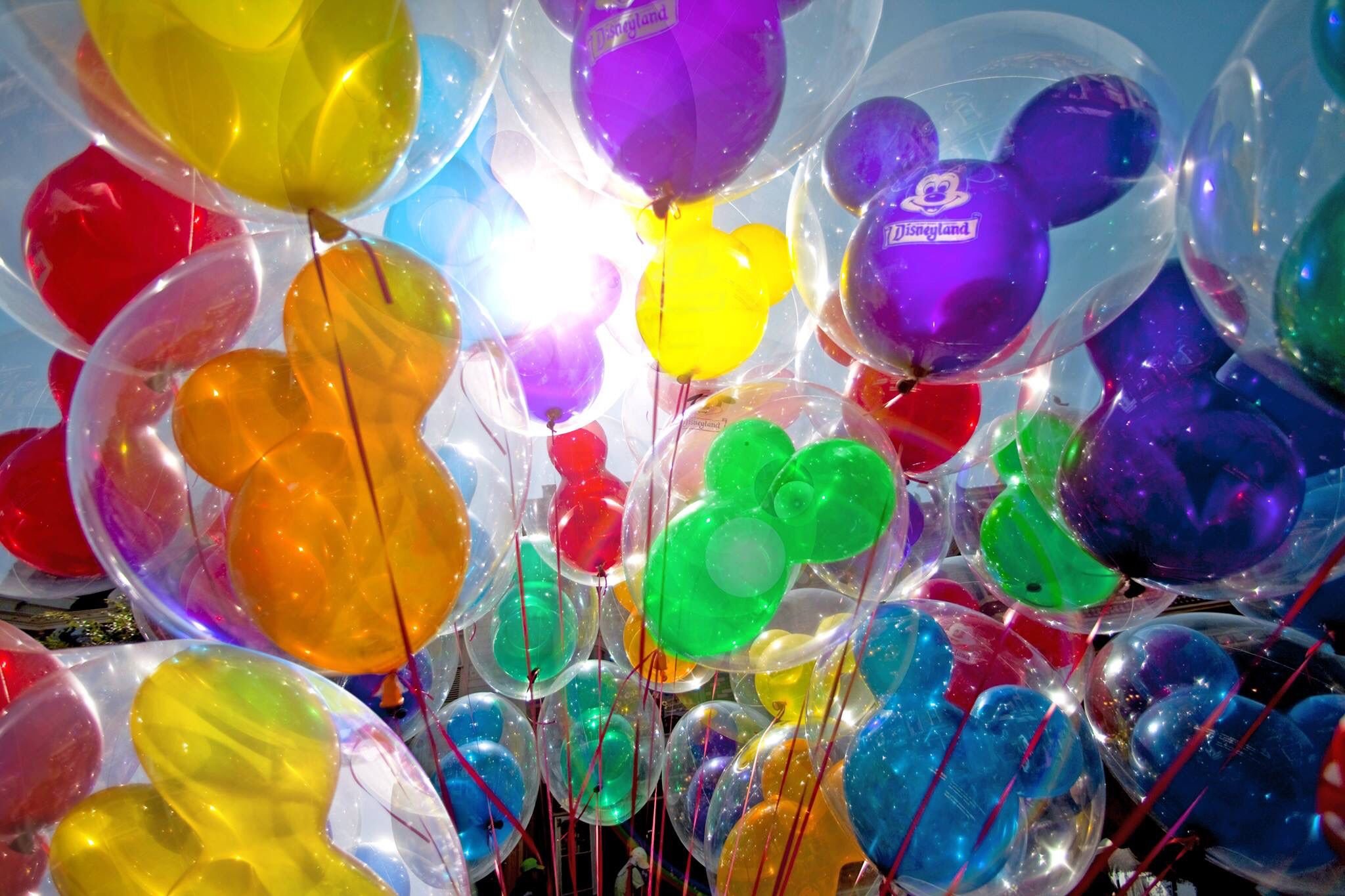 Красивые картинки с шариками. Яркие воздушные шары. Цветные шары. Разноцветные шарики воздушные. Шарики надувные.
