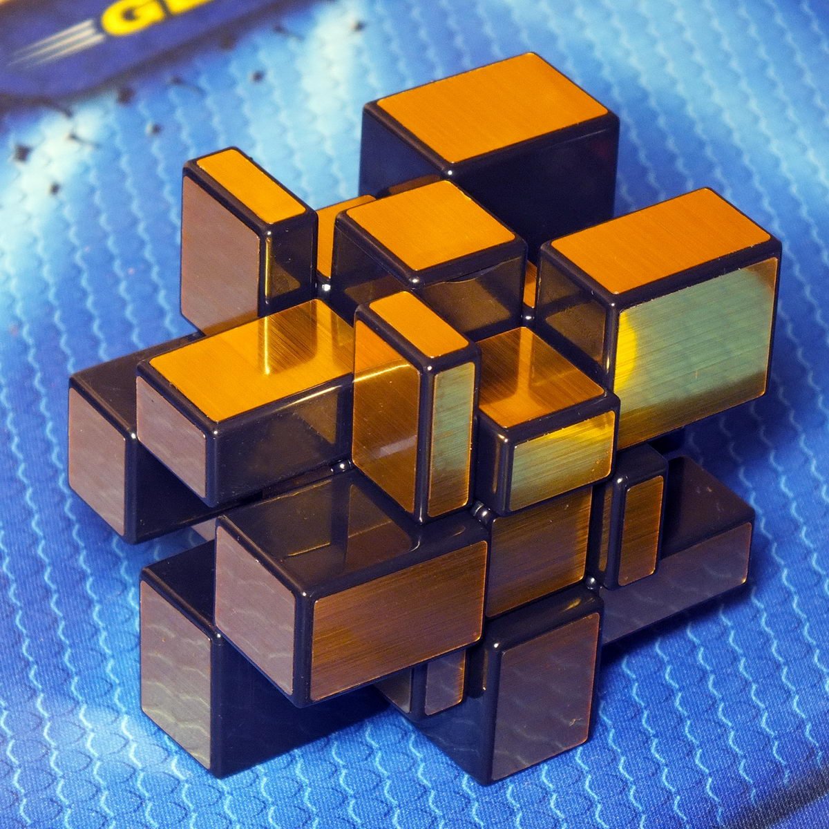 Головоломка сложности. Кубик Рубика гексаэдр. Необычные кубики. Необычные кубики Рубика. Головоломка "кубик".