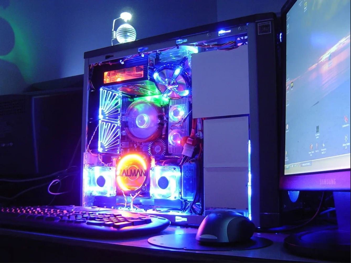 Очень красивые пк. Игровой компьютер. Компьютер с подсветкой. Красивый компьютер. Красивый системный блок.