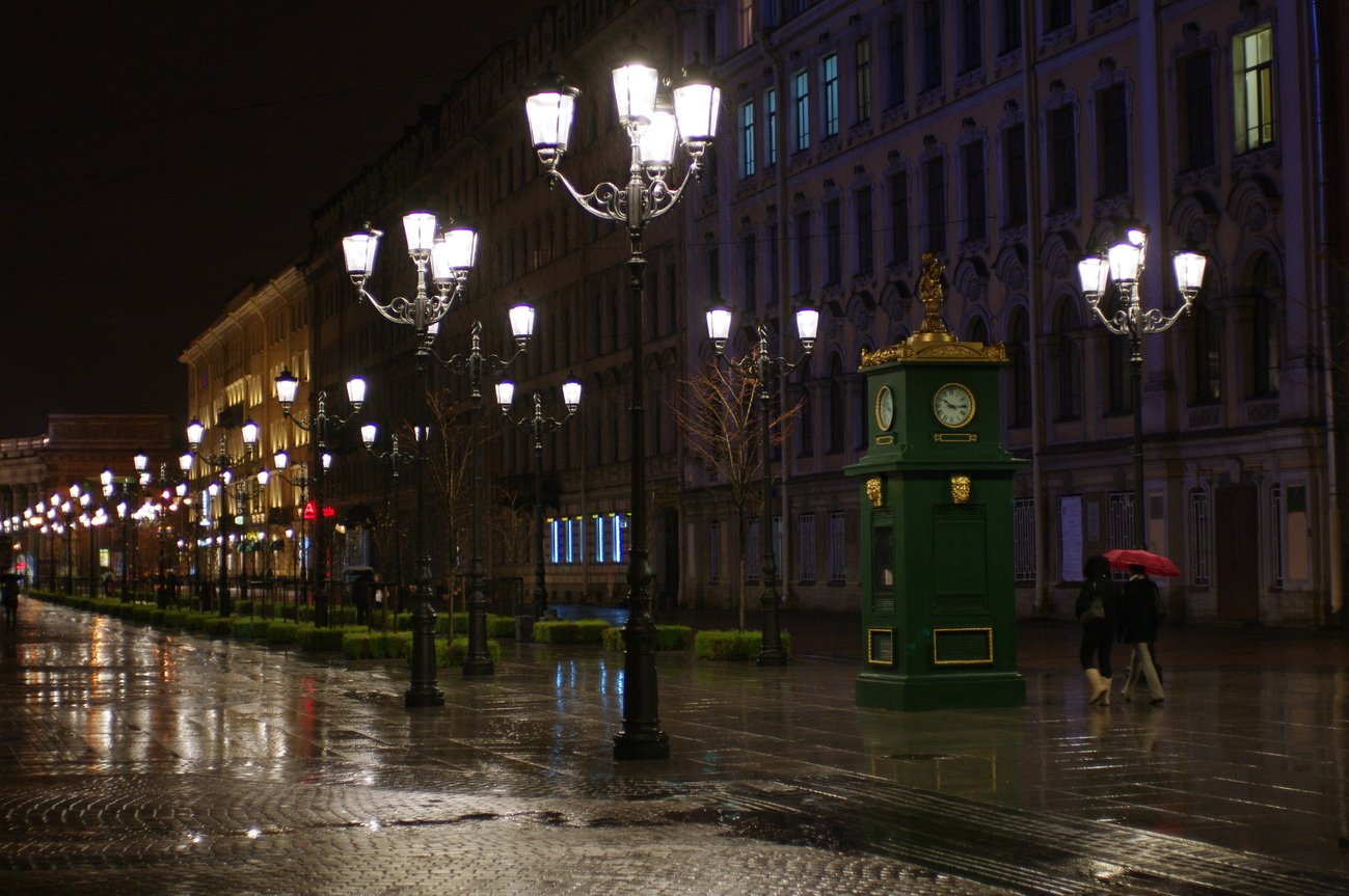 Погода вечером на улице. Фонари на улицах Санкт-Петербурга. Ночные фонари. Фонари в городе. Ночная улица.