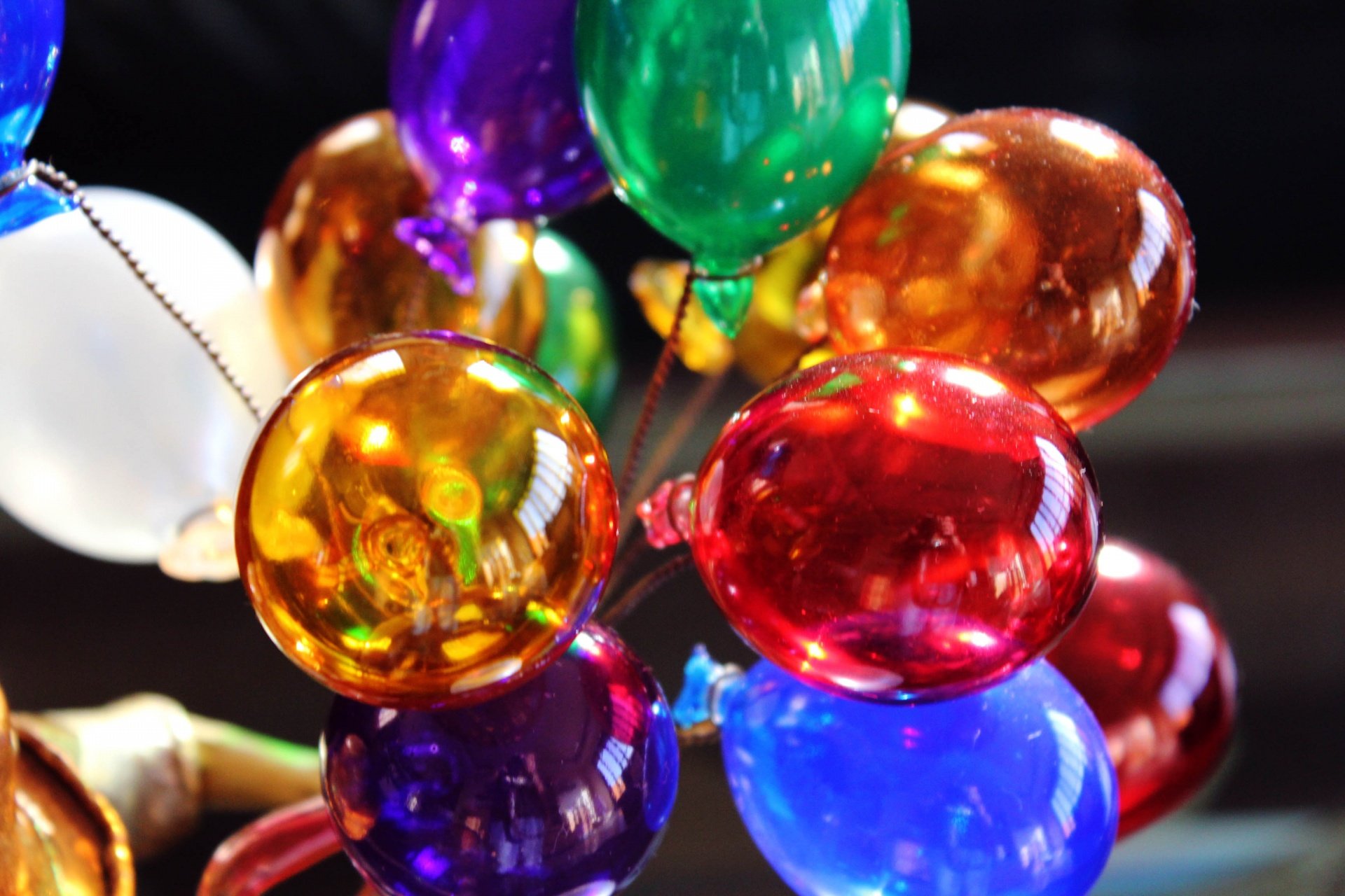 Цветной шар. Цветные шары. Разноцветные шарикишарик. Праздничные разноцветные шары. Красивые цветные шары.
