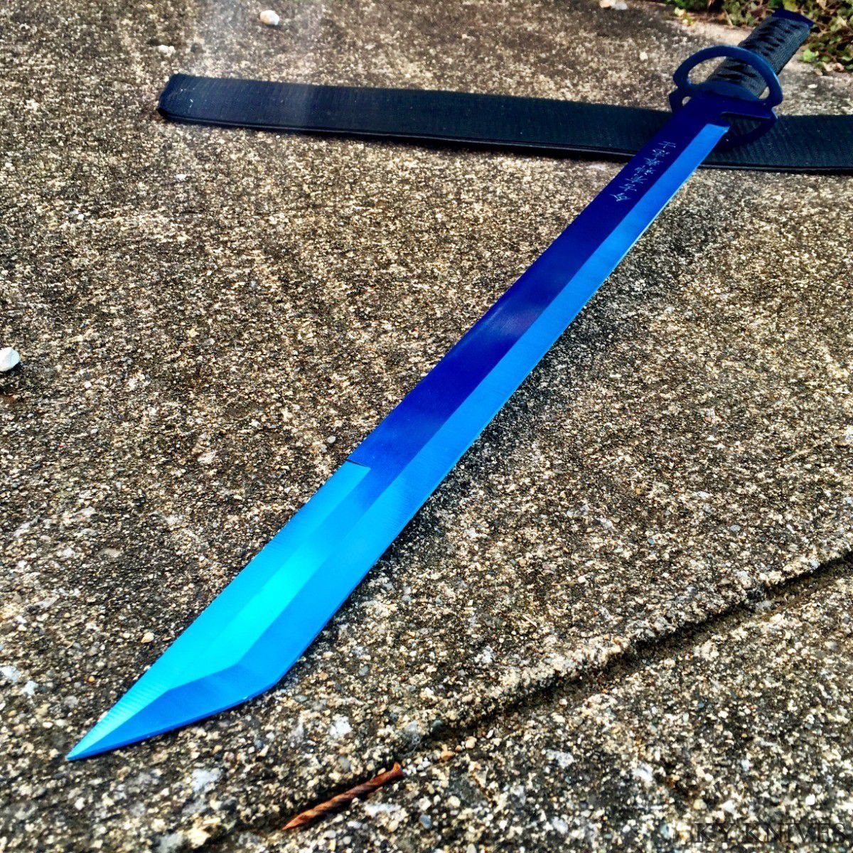 Разноцветный меч
