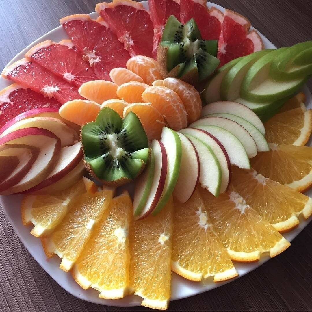 Красивая нарезка фруктов на стол