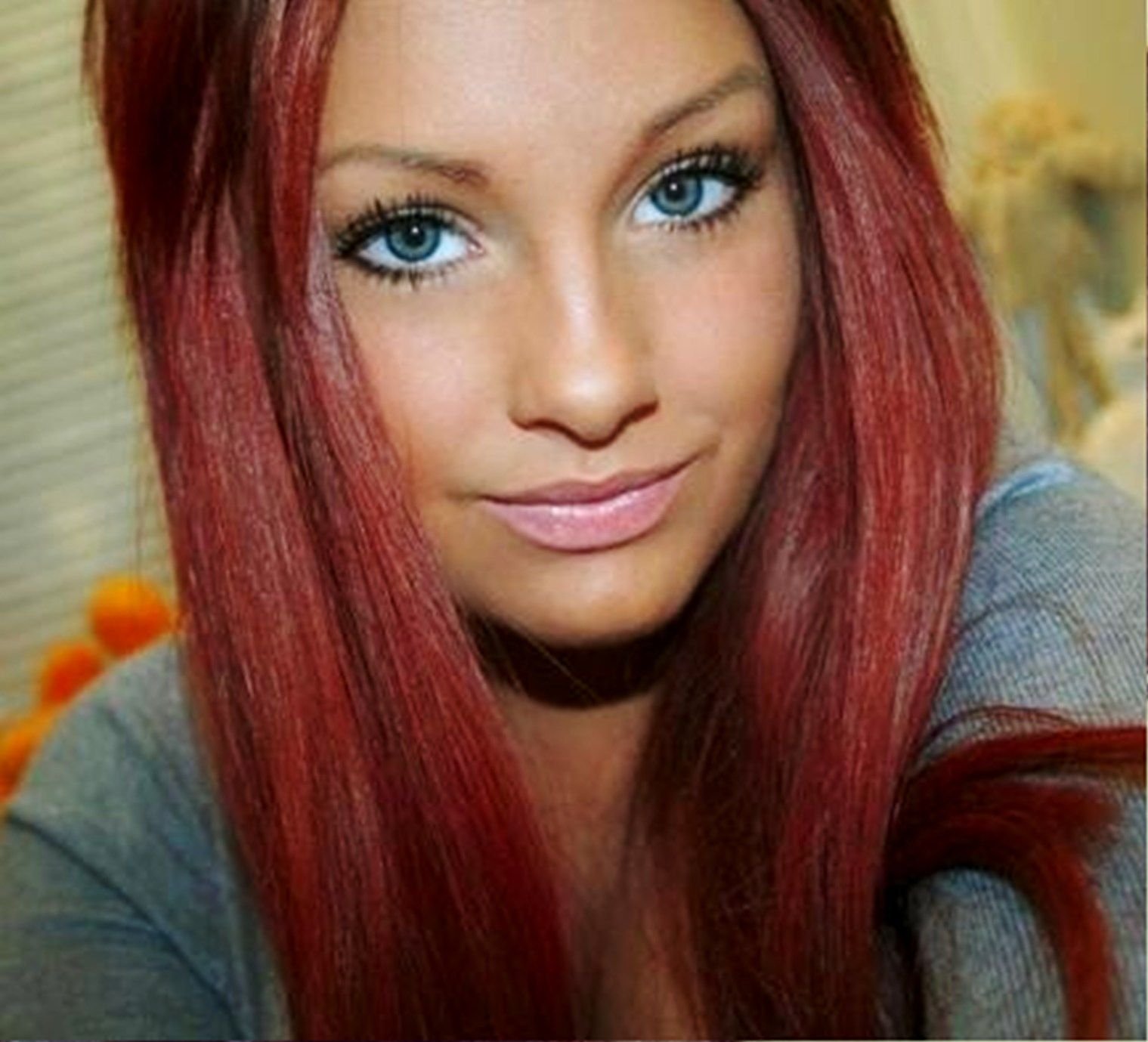 Какой цвет подойдет голубоглазым. Цвет волос. Рыжий цвет волос. Рыжие волосы и смуглая кожа. Красивый цвет волос для голубых глаз.
