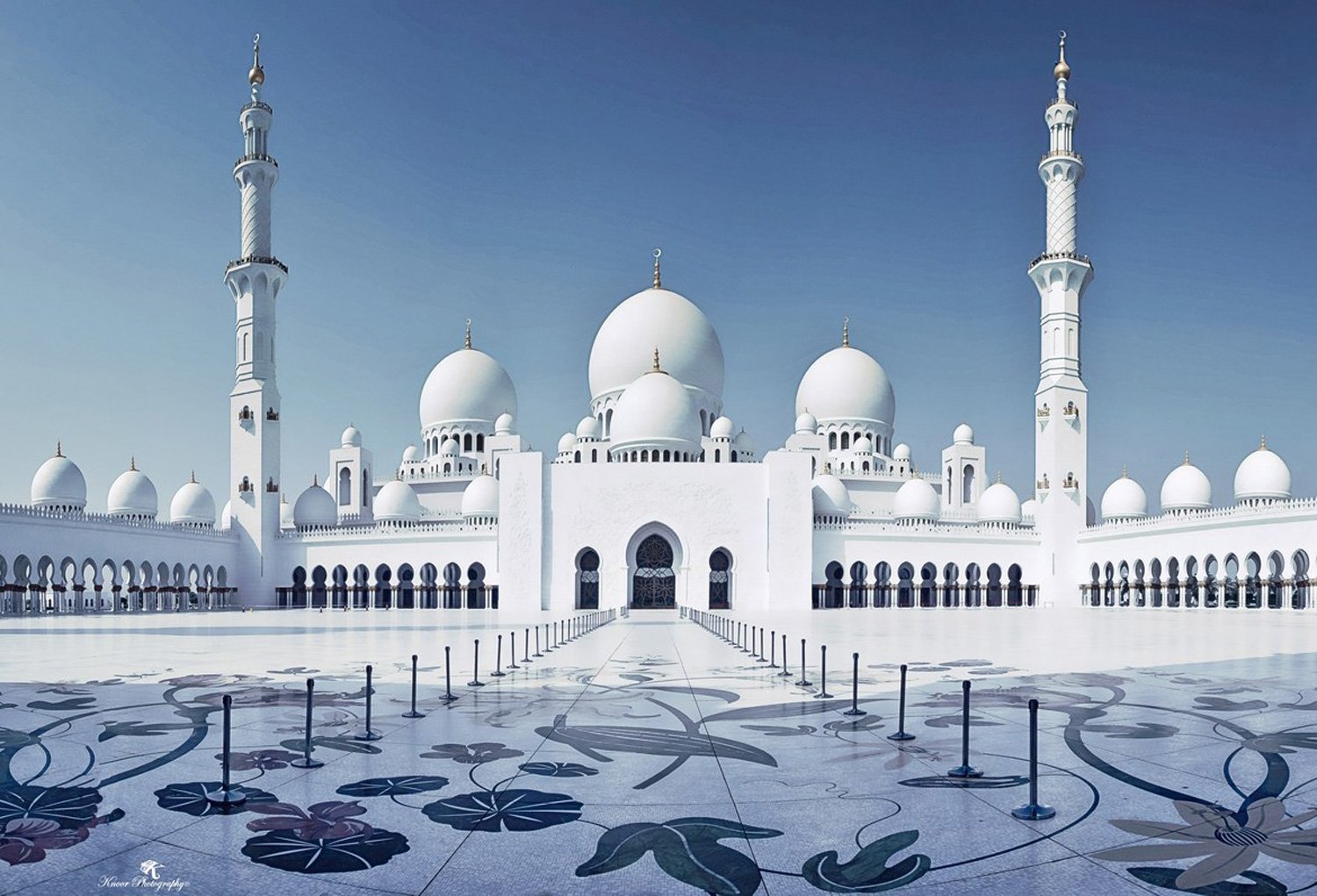 Белая мечеть в Дубае