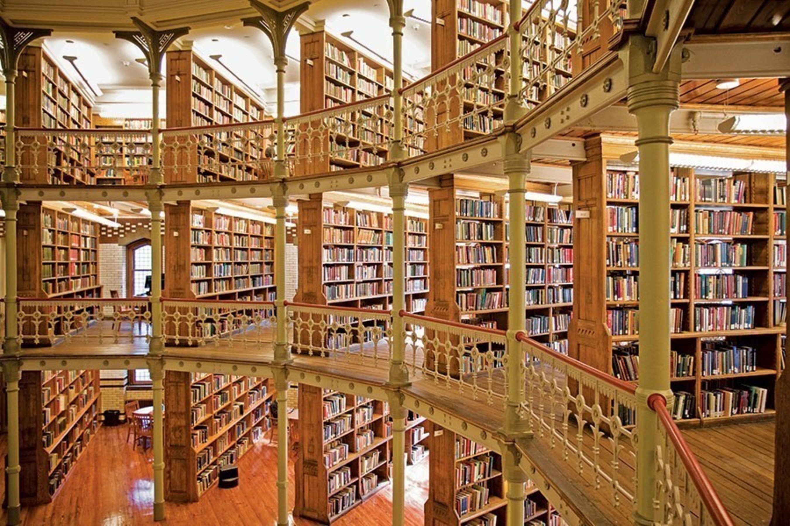 Что делать library. Библиотека Чикагского университета. Пенсильванский университет библиотека. Библиотека университета Чикаго. Библиотека «the Angel Library» в Киото.