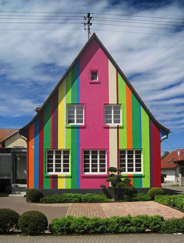 Домики разноцветные