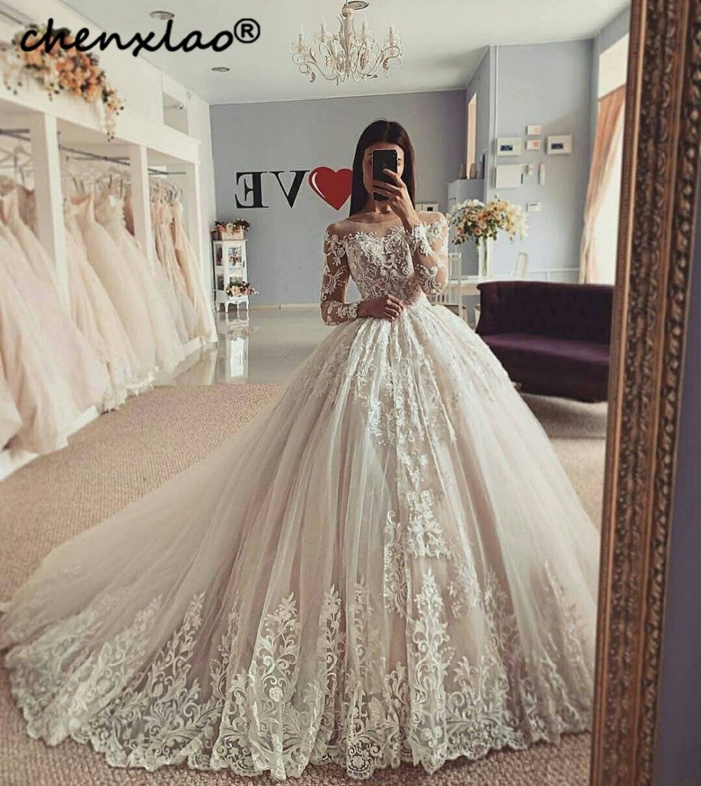 Свадебные платья стильные