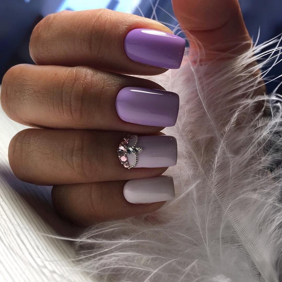 Топовый маникюр. Модные ногти. Фиолетовый маникюр. Сиреневые ногти. Красивые модные ногти.