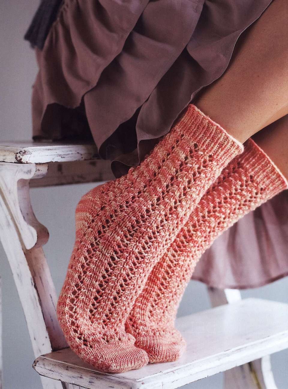 Носочки резинкой. Носки мужские YAMEINA Knitting. Носки связанные резинкой. Носки с ажурной резинкой. Вязаные ажурные носки.