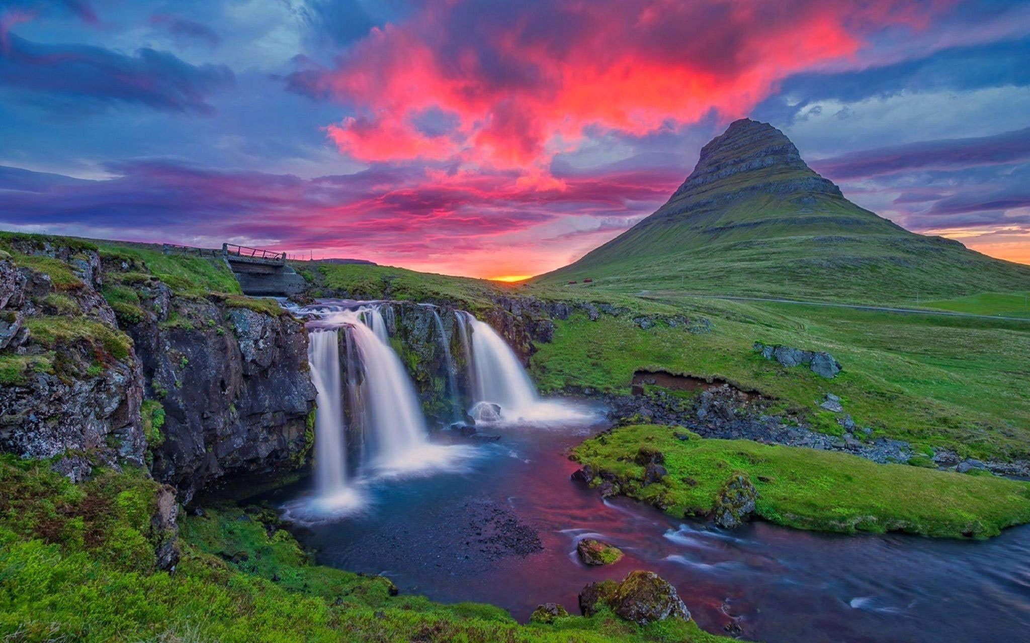 Самая красивая картинка природы в мире. LG 42lb561v. Телевизор LG 42lb561v. Водопад Годафосс, Исландия. Исландия Рейкьявик природа.