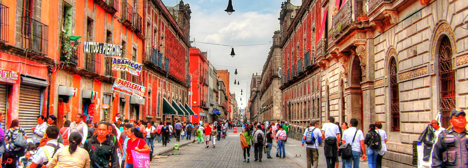 Город найка. Мехико Сити улицы. Город Найка Мексика. Красивые места в Мехико Сити.