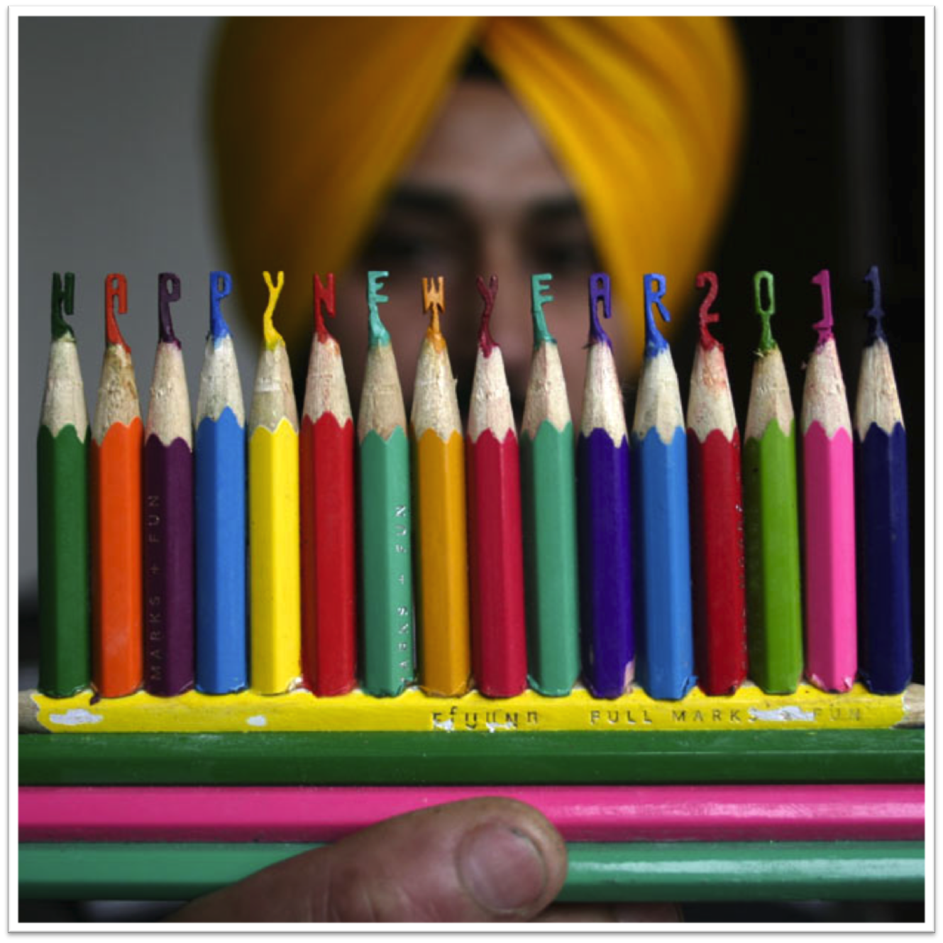 Необычные карандаши. Необычные цветные карандаши. Большие карандаши. Необычные карандаши для детей.