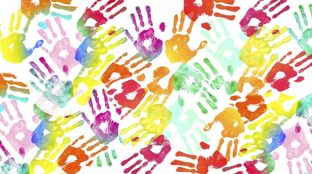 Отпечаток руки разноцветный