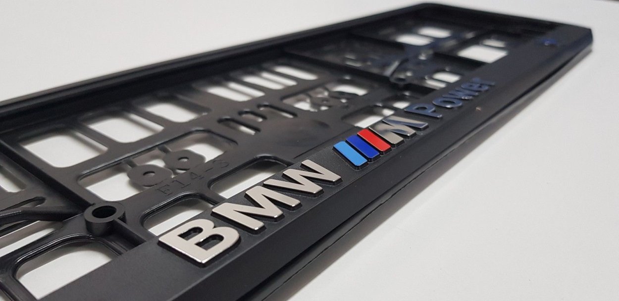 Купить рамку для авто. Рамка номерного знака BMW. Рамка номерного знака BMW x5 g05. Рамка номерного знака BMW Smilga. Рамка номерная BMW M-Power.