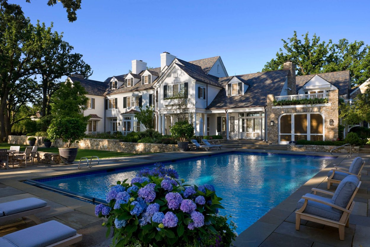 Красивые дома с бассейном