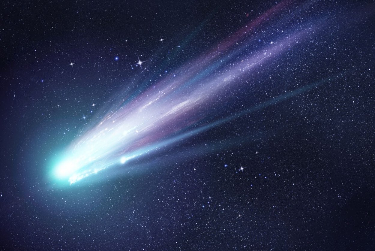 Комета самая яркая