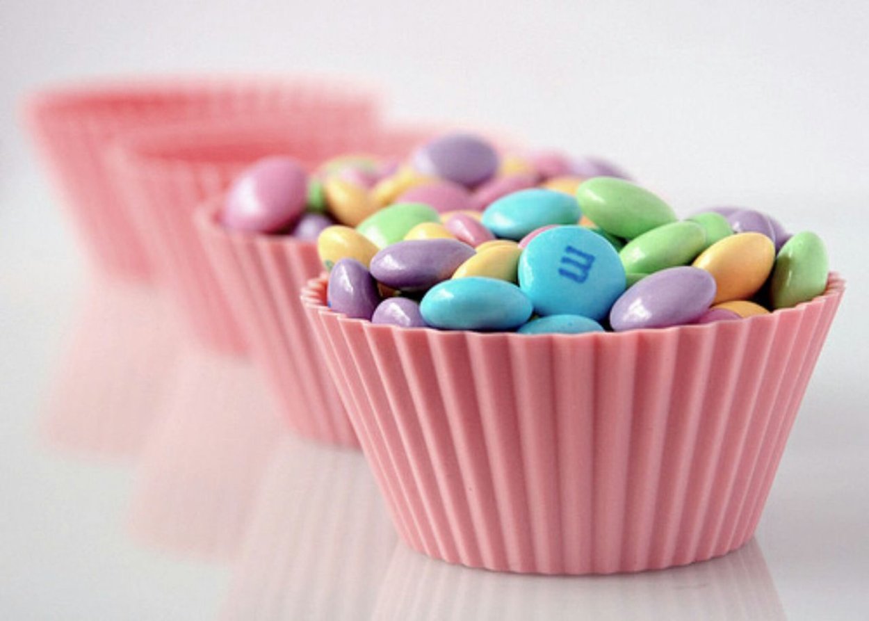 Разноцветные конфеты драже