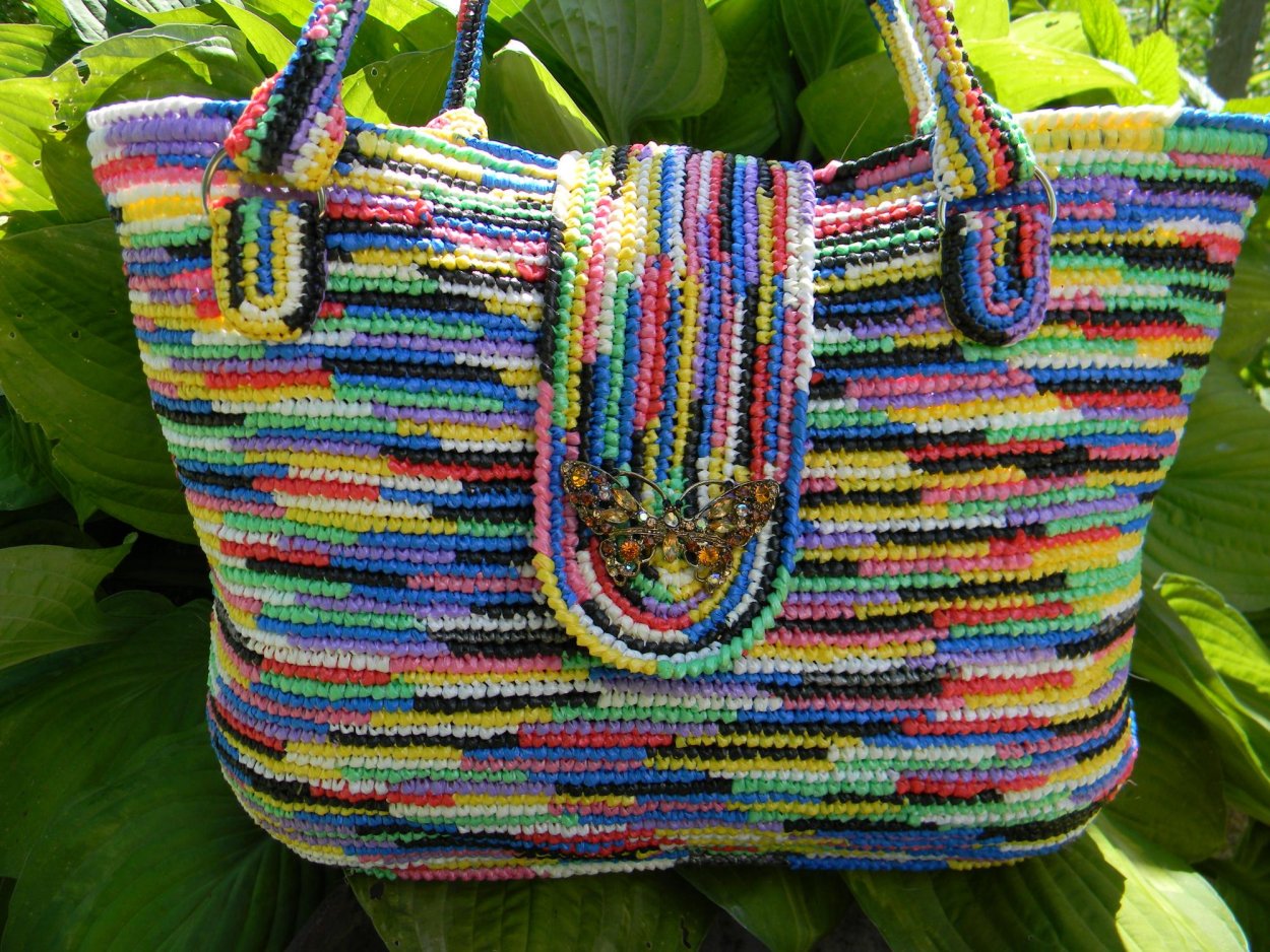 Вязаная сумка разноцветная