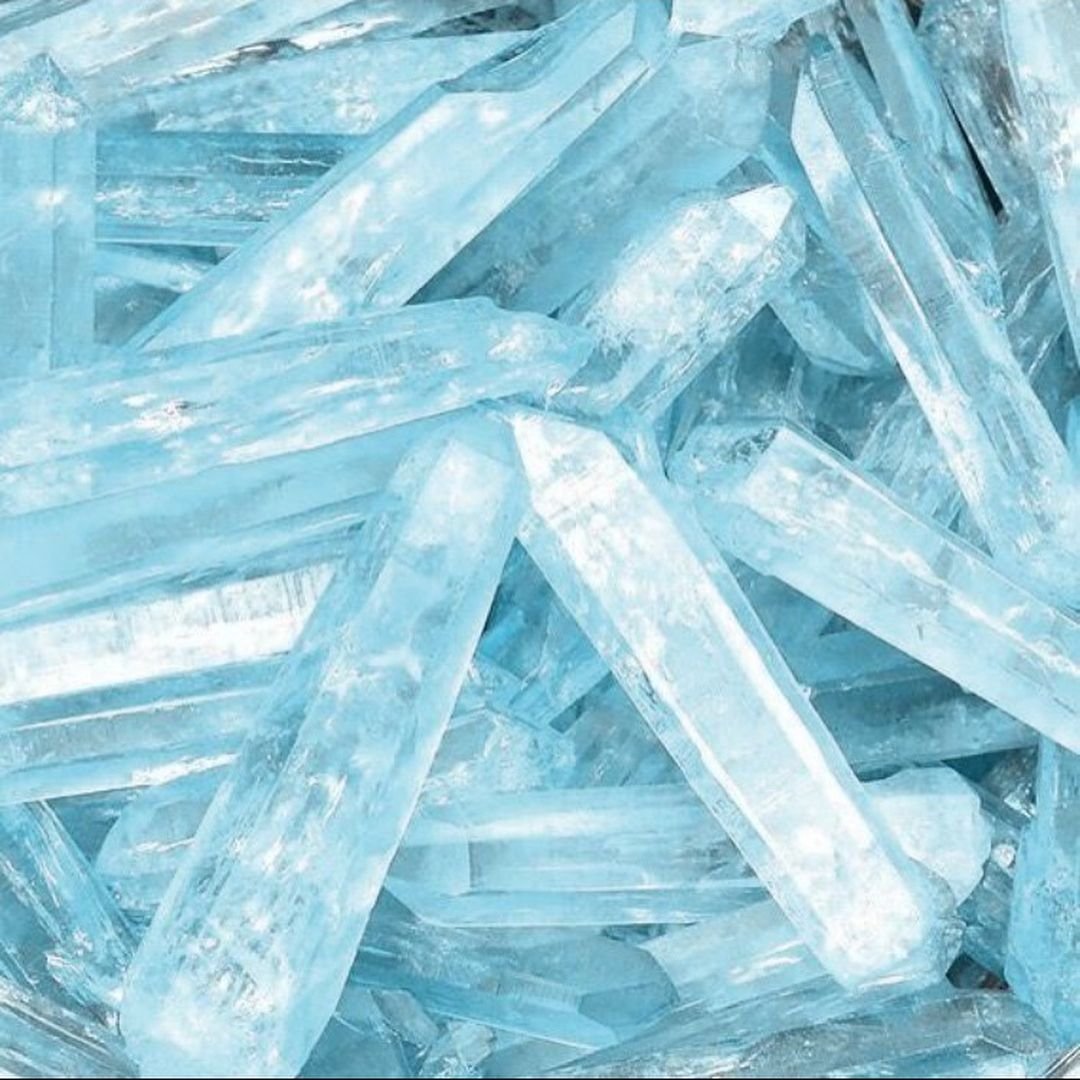 Квадратные кристаллы