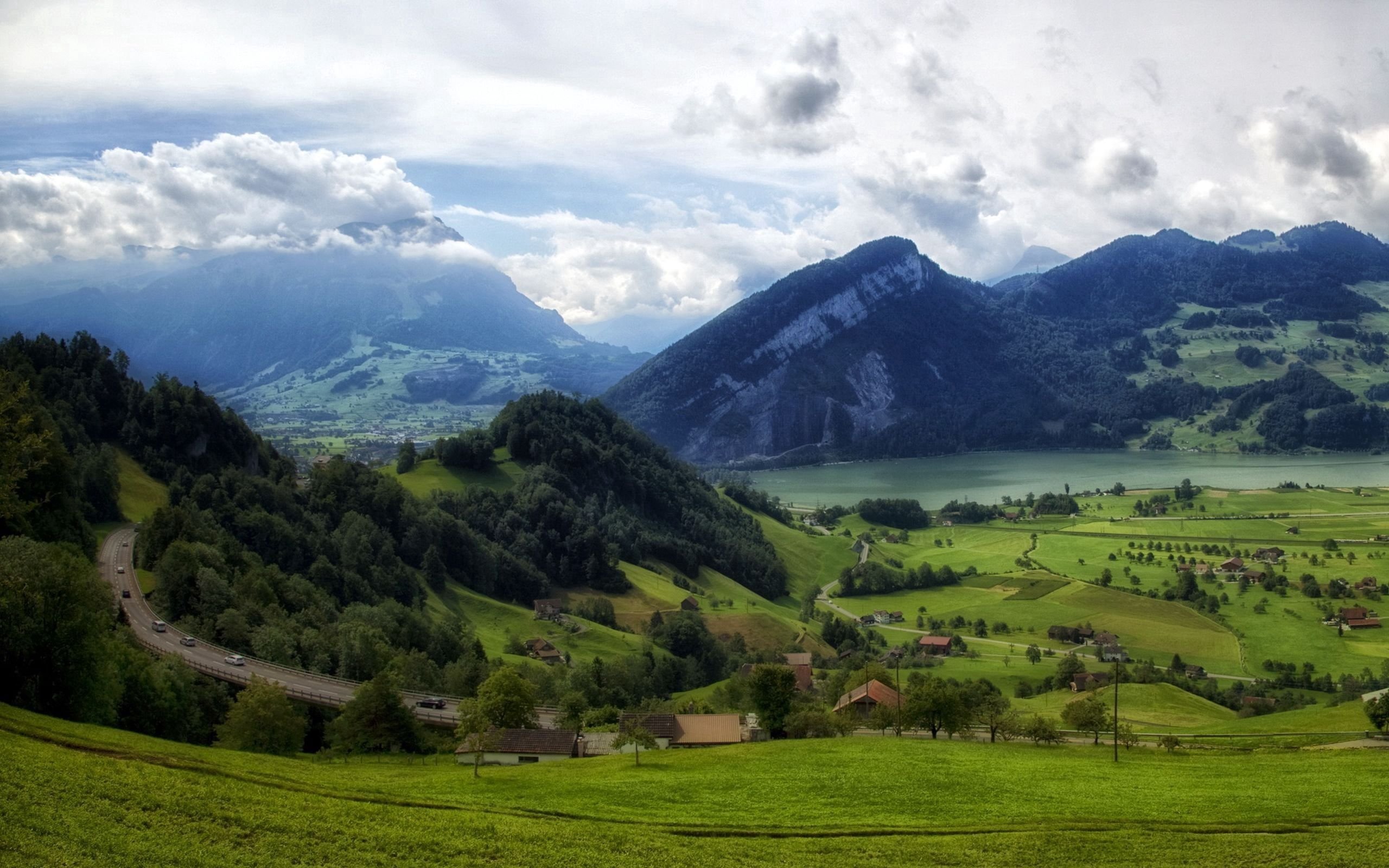 Долина. Пьемонт горы. Швейцария Долина. Швейцария симментальская Долина Долина. Альпийские Луга новая Зеландия.