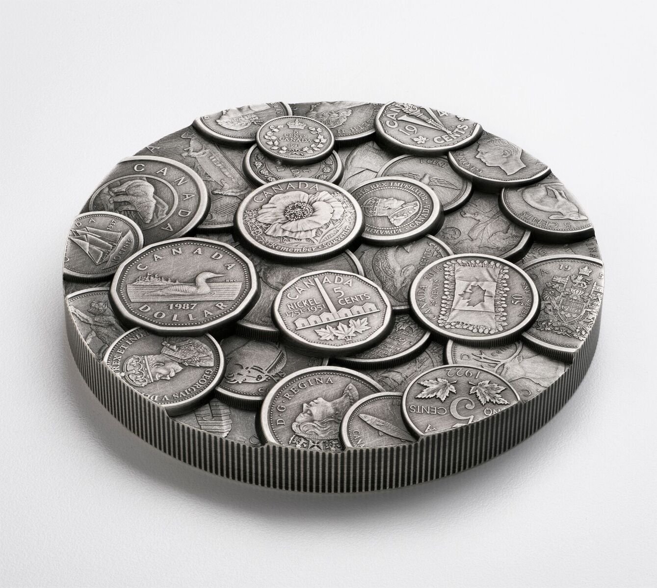 Купить много монет. Серебряная монета. Монетка серебро. Металлические монеты. Большие монеты.