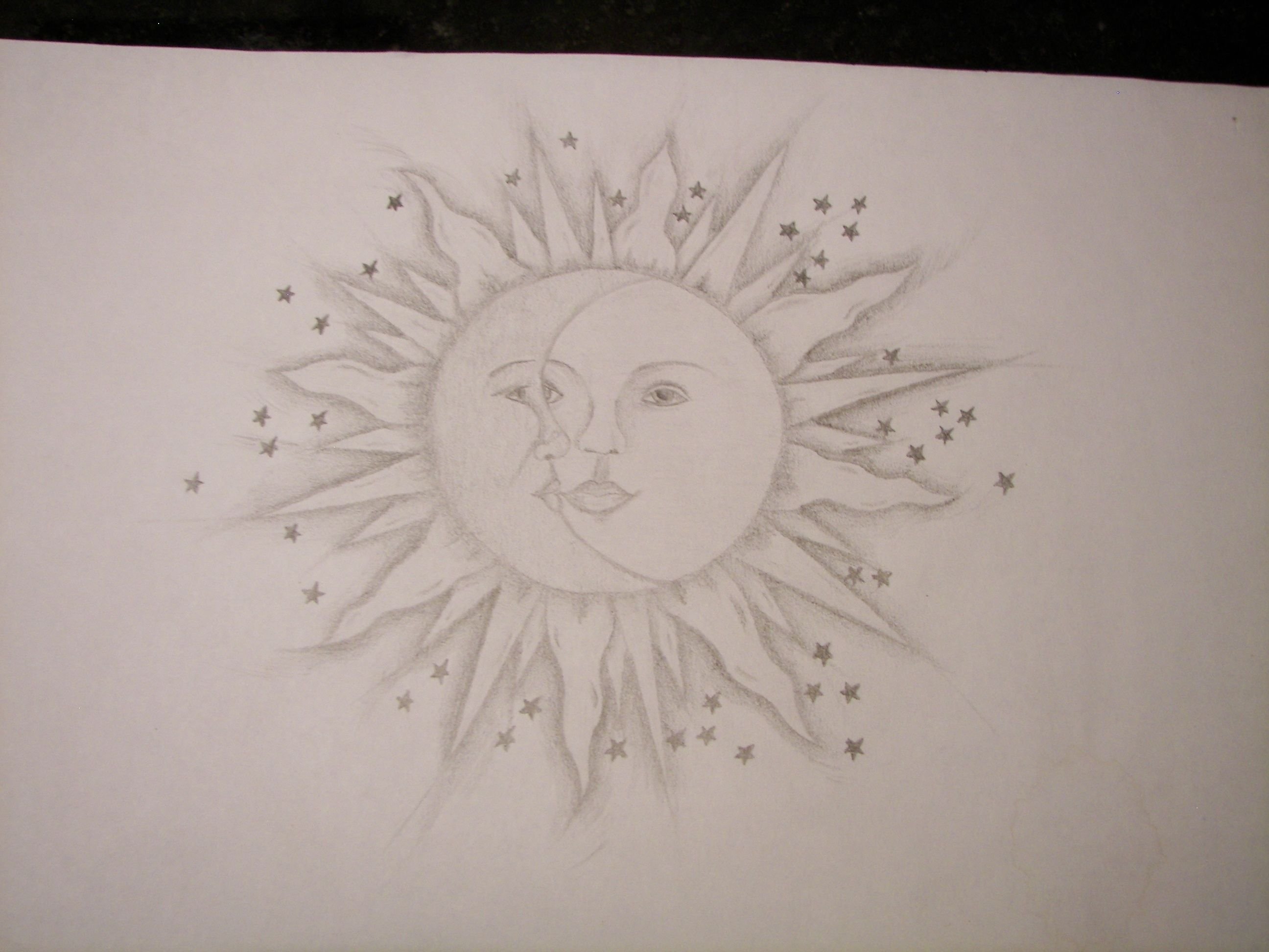 Солнце легкий рисунок. Солнце рисунок карандашом. Солнце для срисовки. Красивое солнце карандашом. Красивый рисунок солнца лугкий.