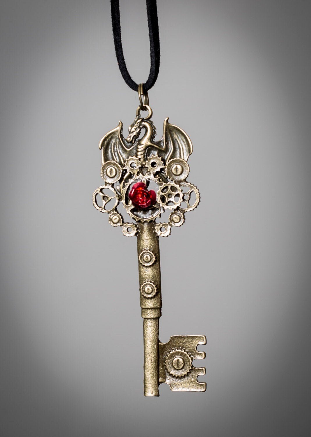 Dragon key. Красивые ключи. Подвеска ключик с камнем. Волшебный ключик. Необычные ключи.