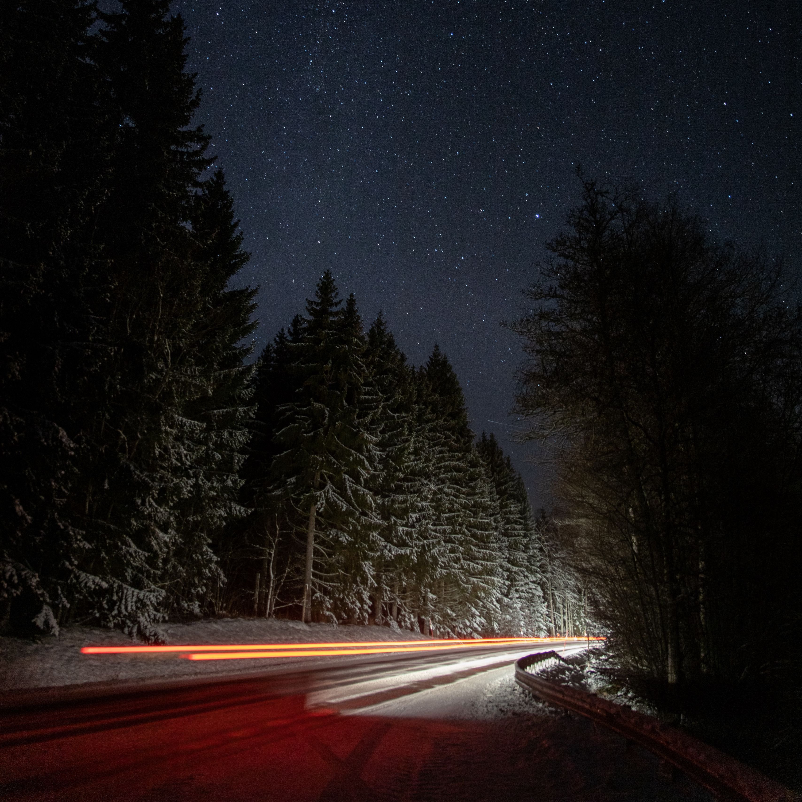 Дорога в ночь слова. Дорога зима ночь. Ночная дорога. Ночная зимняя трасса. Дороги ночью.