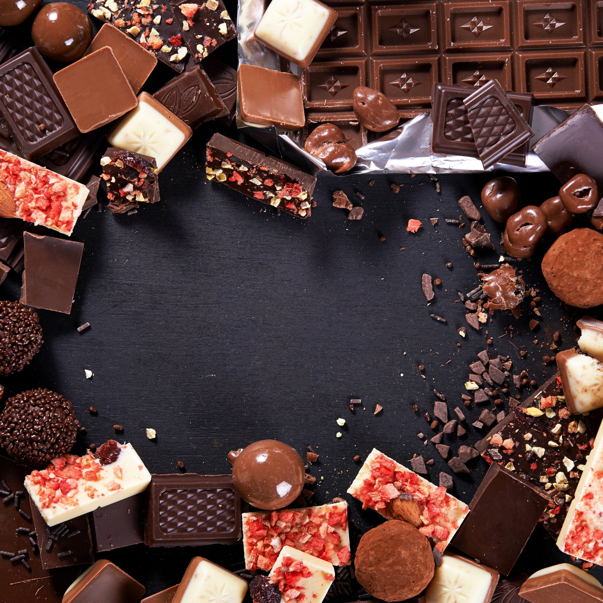 Слаще шоколада лучше шоколада. Сладости. Шоколад. Сладости шоколад. Фон сладости.