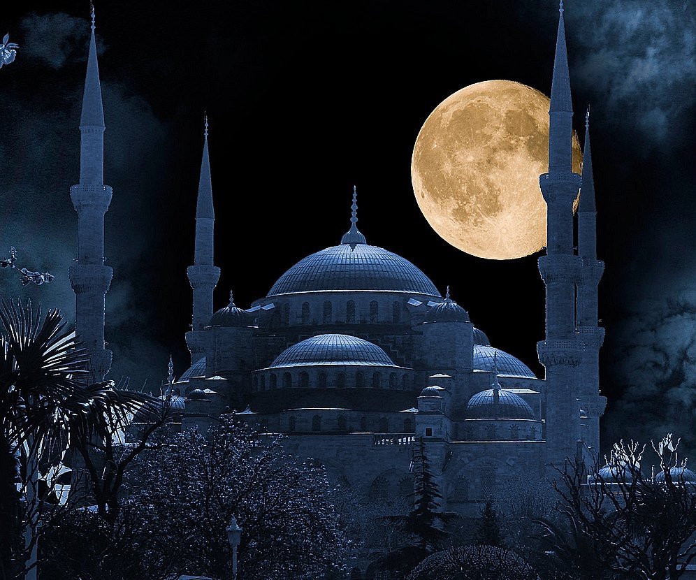 Восточное время вечер. Мечеть Турция Луна. Луна на арабском. Мечеть ночью. Восточная ночь.