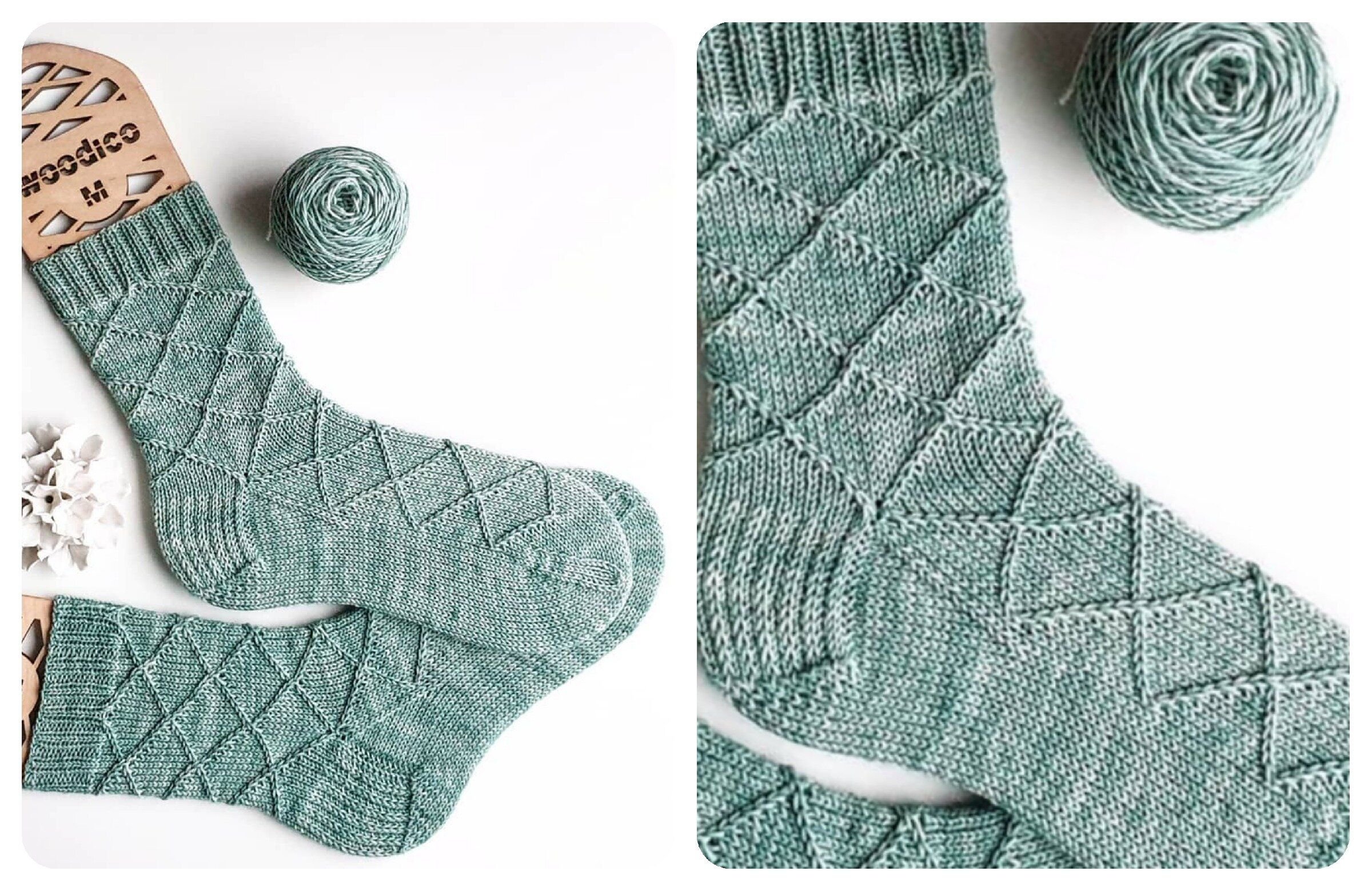 Модели носок спицами. Носки мужские 41-47 YAMEINA Knitting. Носки мужские YAMEINA Knitting. Носки с узором. Носки спицами красивые.