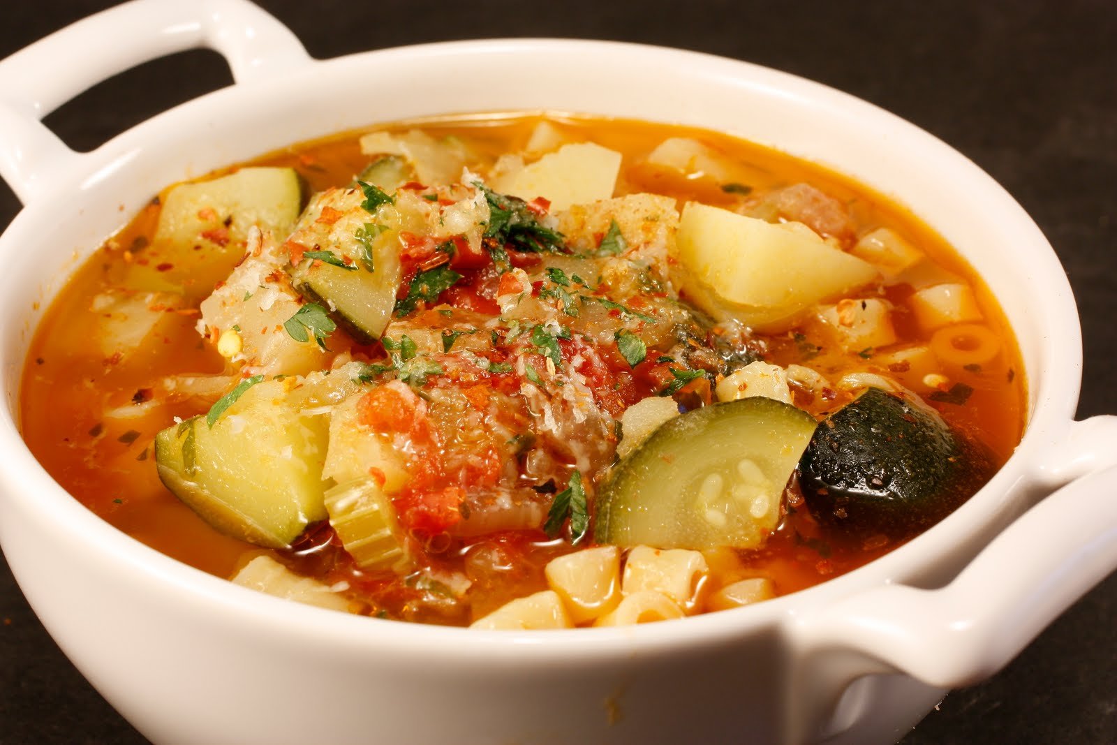 Суп с курицей и овощами. Для супа. Первые блюда. Овощной суп. Суп рагу.