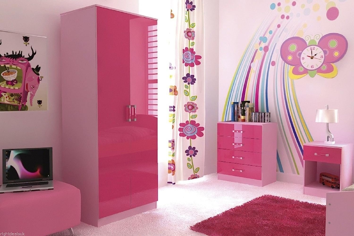 Мебель розового цвета