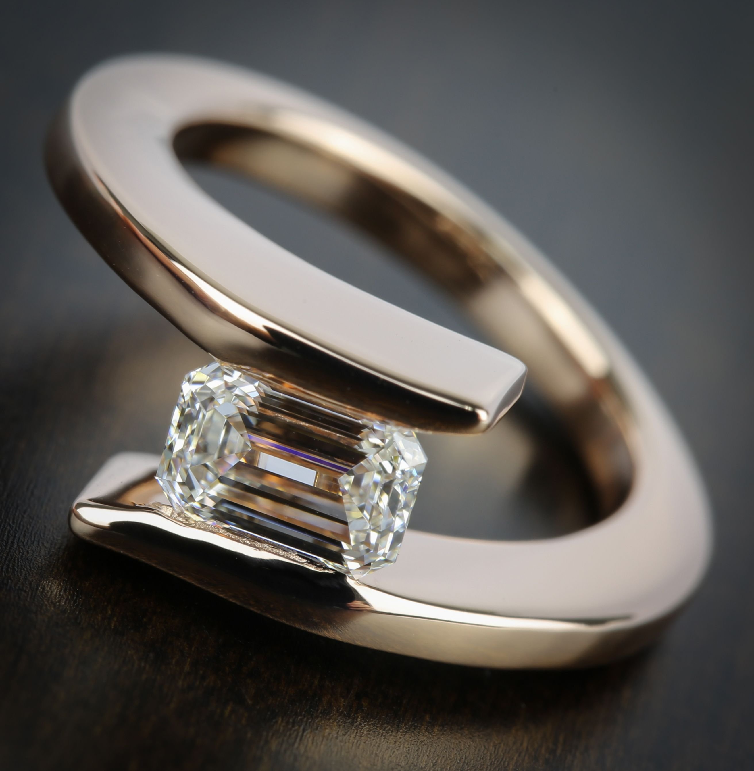 Ri n. Необычные кольца. Красивые кольца. Оригинальные кольца с бриллиантами. Необычные кольца с бриллиантами.