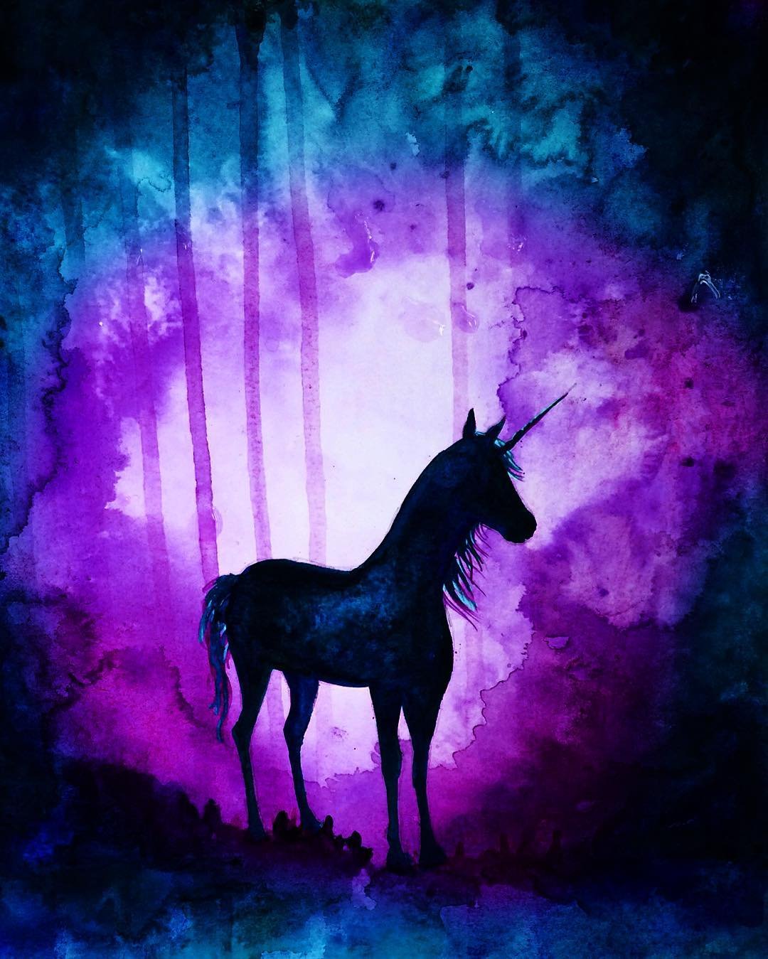 Единорог ночи. Фиолетовая лошадь. Единорог. Красивые Единороги. Фиолетовый Единорог.