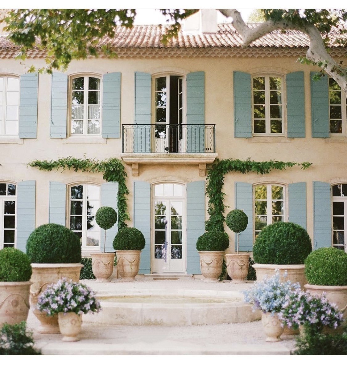 Дом во французском стиле