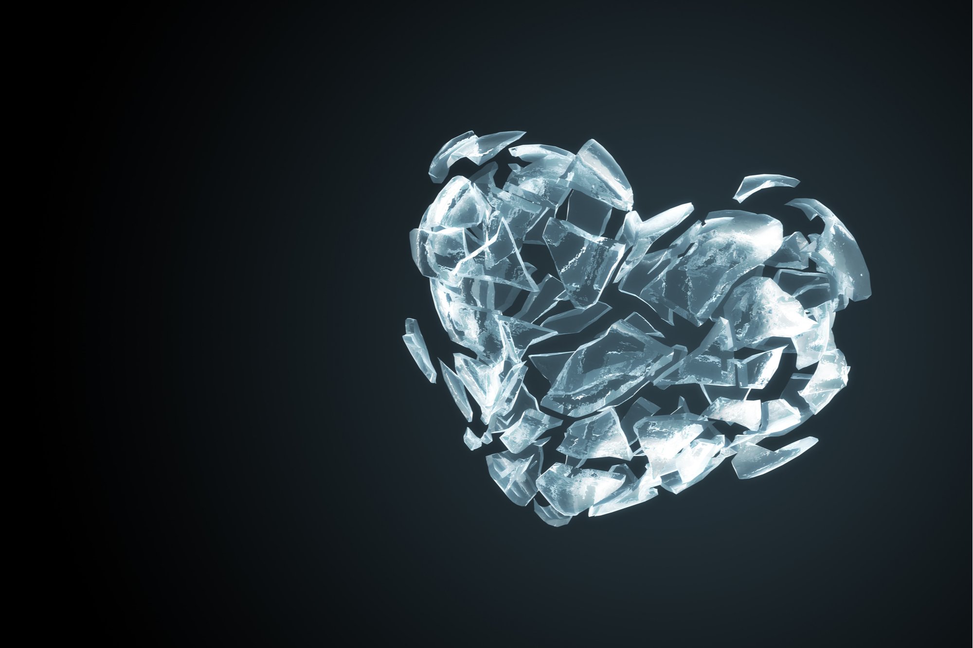 Лед разбивается. Разбитое Ледяное сердце. Разбитое сердце стекло. Разбитое стеклянное сердце. Сердце во льду.