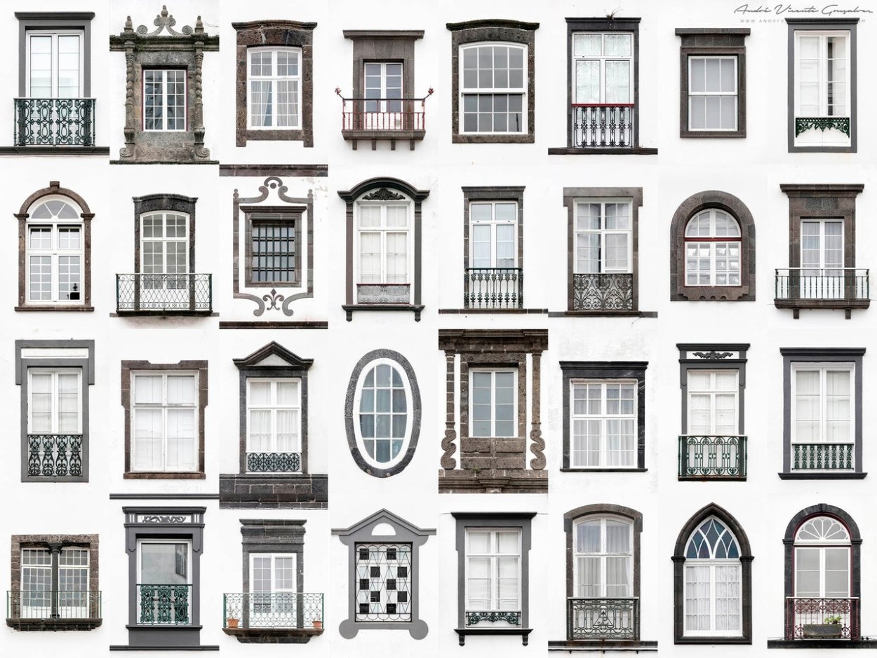 Дом с разными окнами