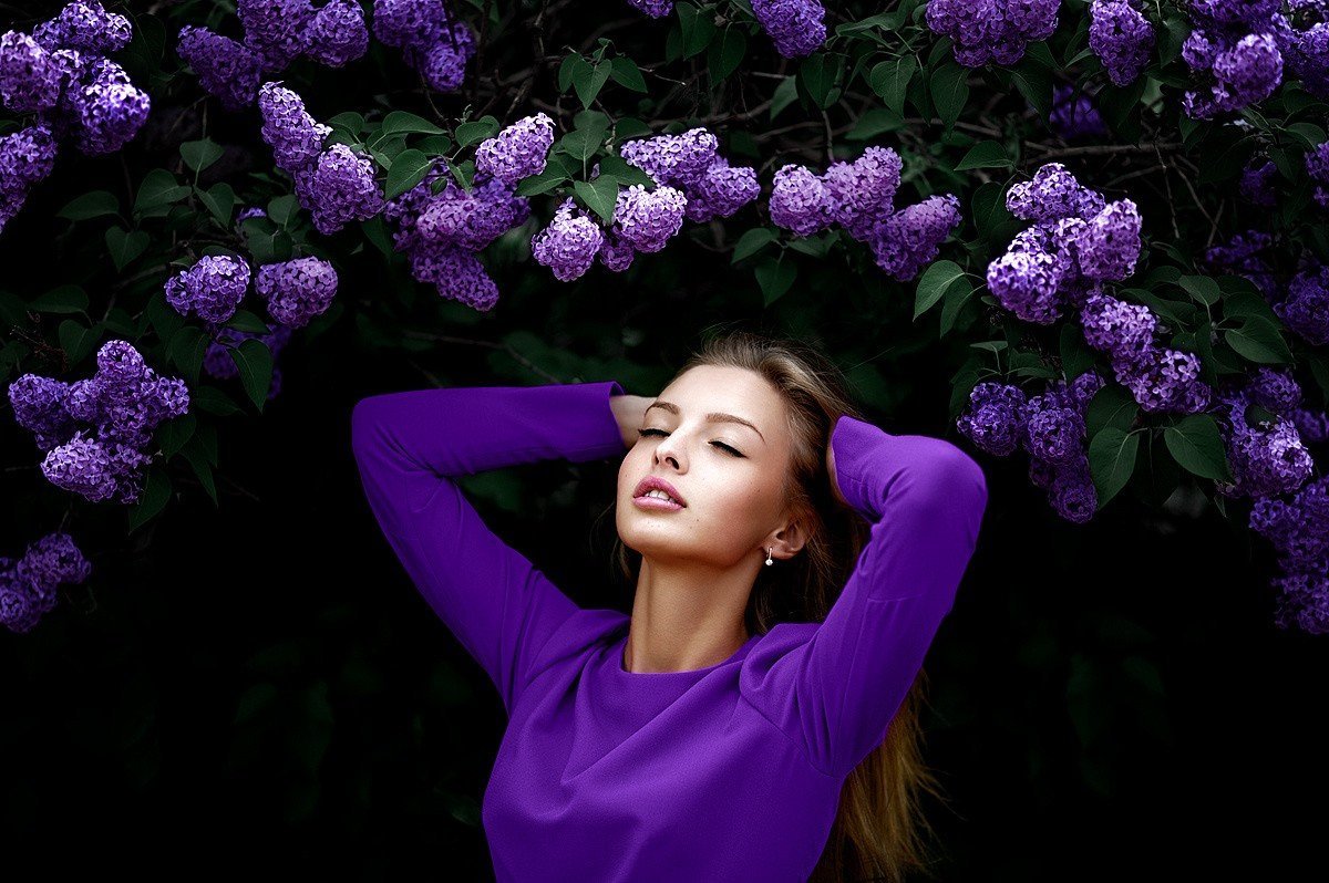 Фиолетовые весенние цветы